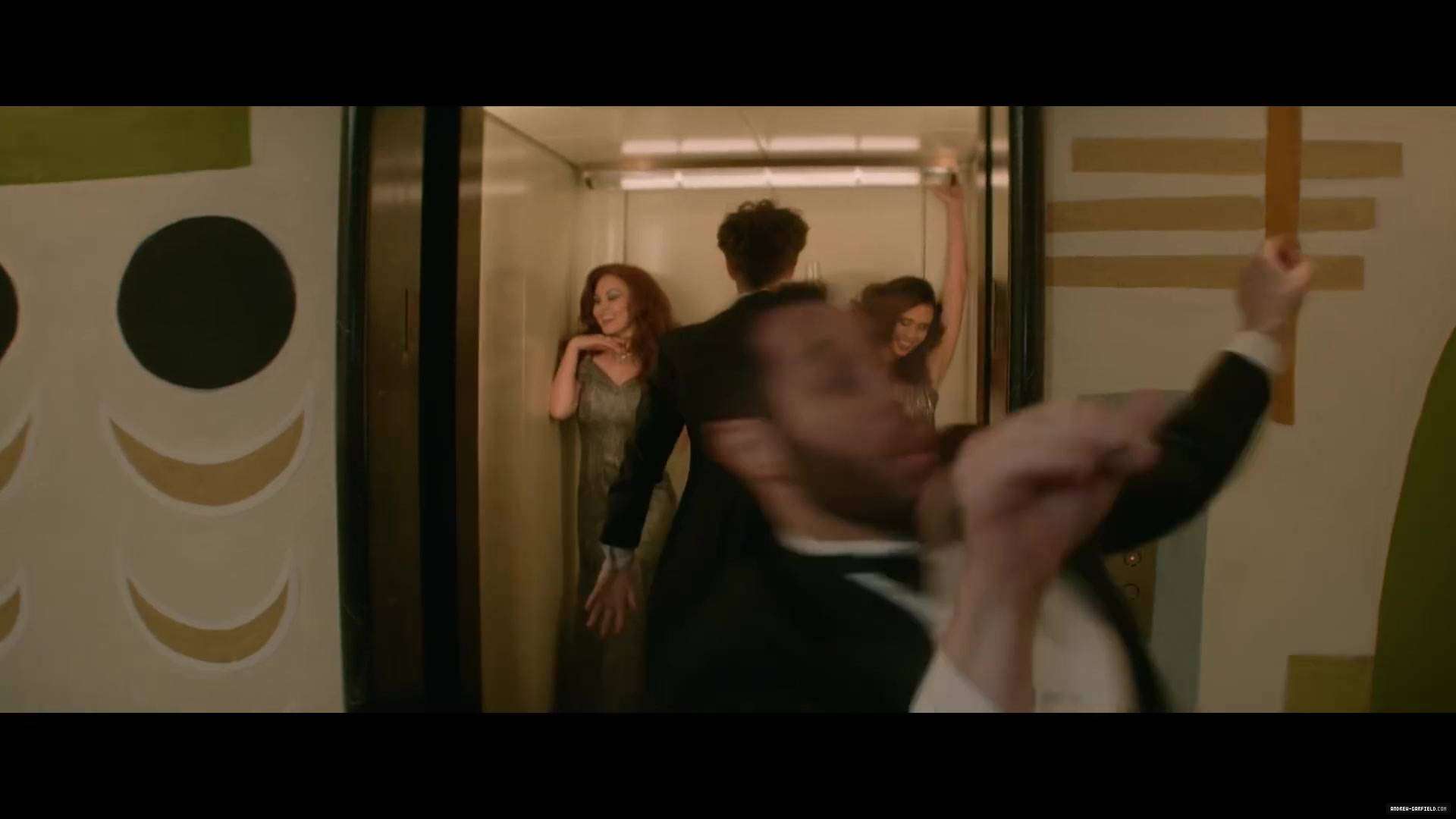 2110.jpg