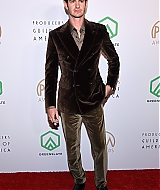 857.jpg